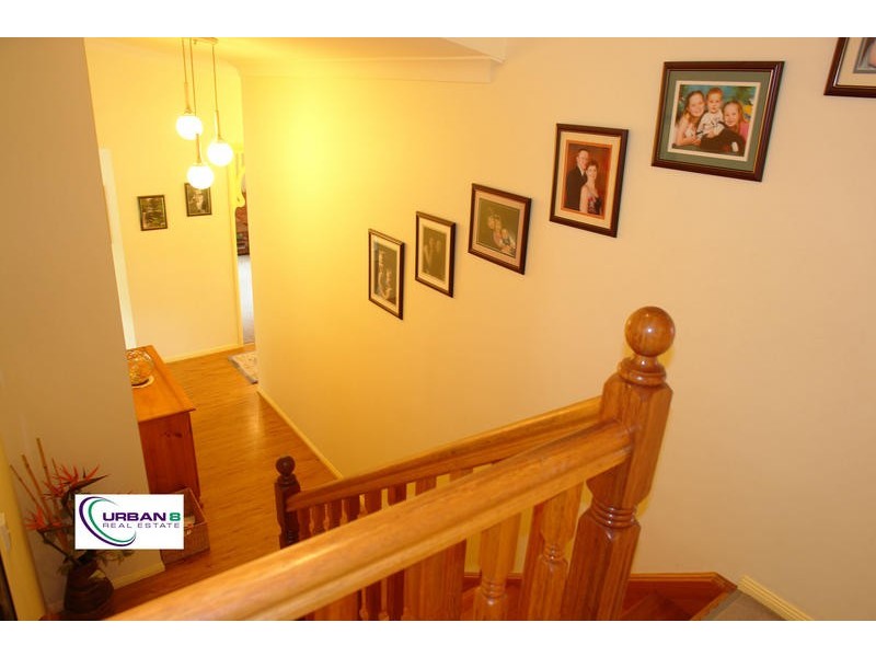 66 Gibson Cres, Bellbowrie QLD 4070